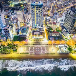 Az Five Stars Ocean View 나트랑